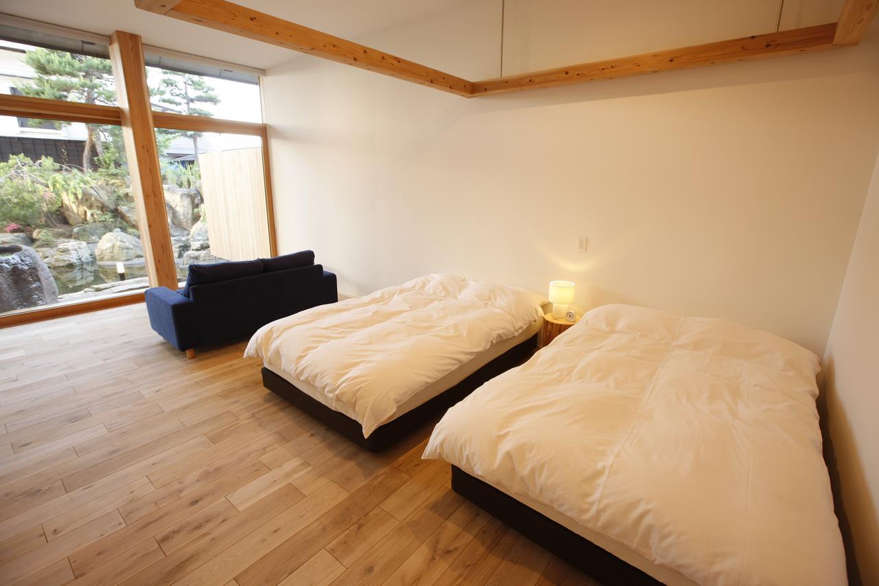 Hotel Yamagata The Takinami à Nanyo Extérieur photo